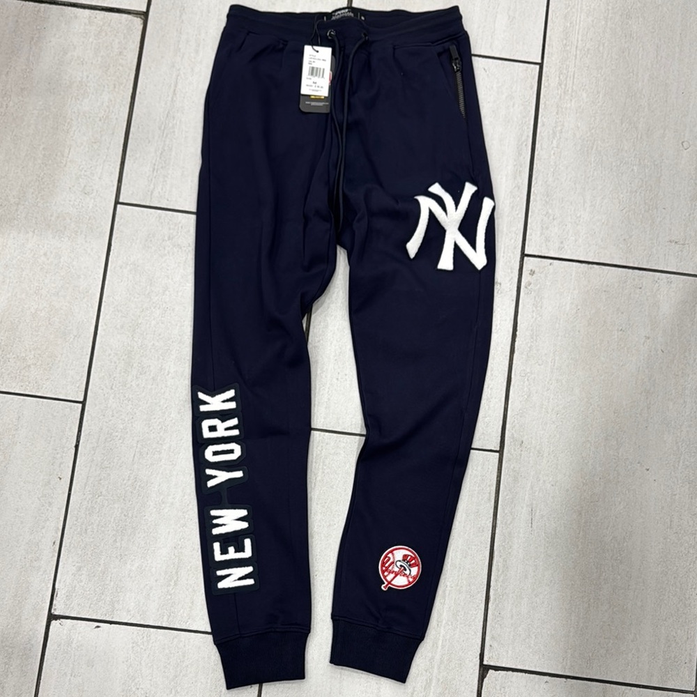 Pro Standard New York Yankees Navy Joggers